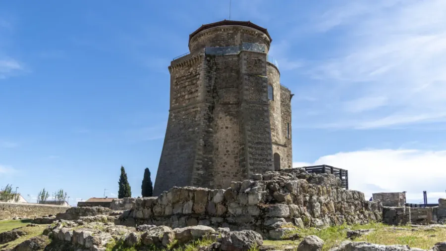 Torreón del castillo ducal de Alba de Tormes