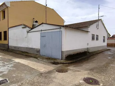 CASA EN VENTA EN GARCIHERNANDEZ