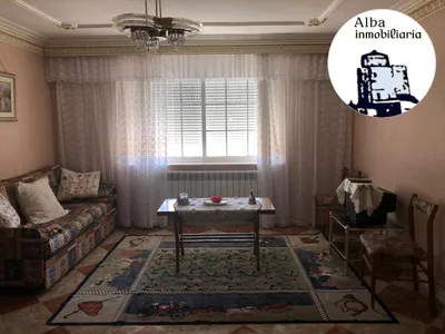 CASA EN VENTA EN LARRODRIGO