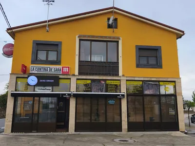 CASA Y BAR EN VENTA EN NAVALES
