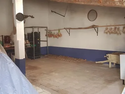 GARAJE EN ALQUILER EN NAVALES