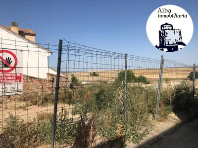 TERRENO EN VENTA LARRODRIGO