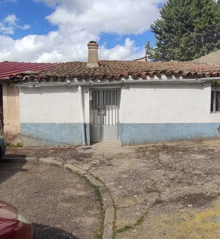 CASA EN VENTA EN ALBA DE TORMES
