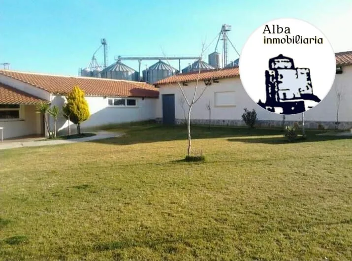 BAR – RESTAURANTE EN VENTA EN PEDRAZA DE ALBA